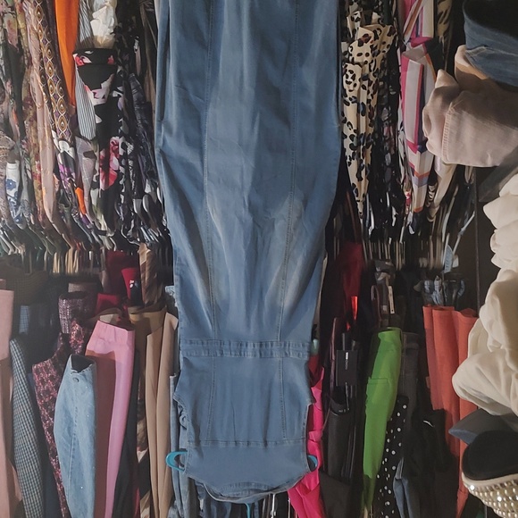 Denim button up Midi dress - Picture 4 of 8